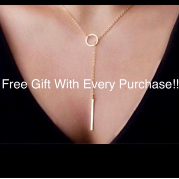 Free Gift With Purchase From This Closet - Picture 2 of 2